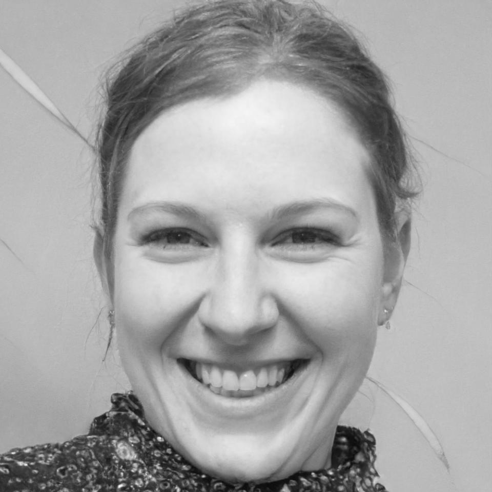Sarah Weber, Finanzexpertin für digitale Märkte